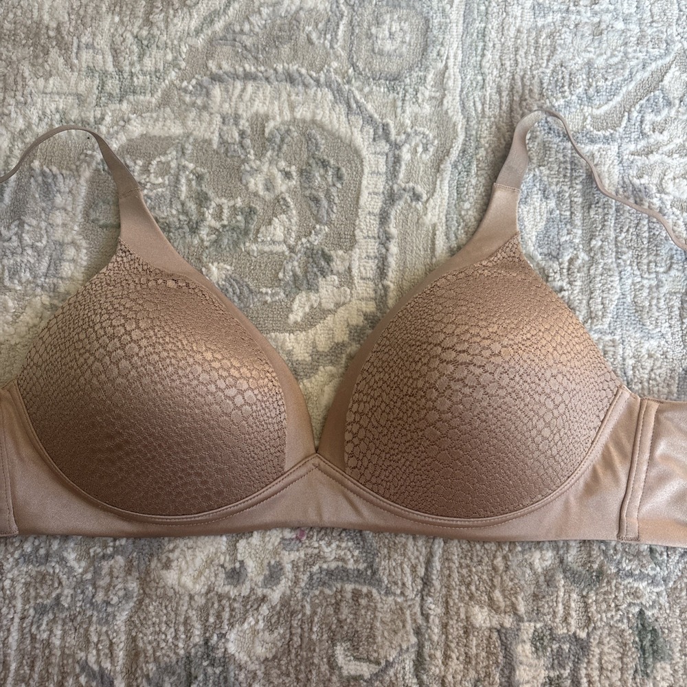 Warners Blissful Benefits Wireless Bra Tan Honeycomb Textured 36C W4013